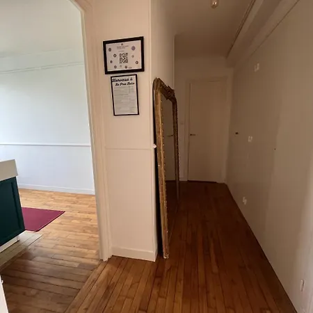 Off Apartment Quimper