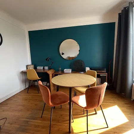 Apartment Off Quimper
